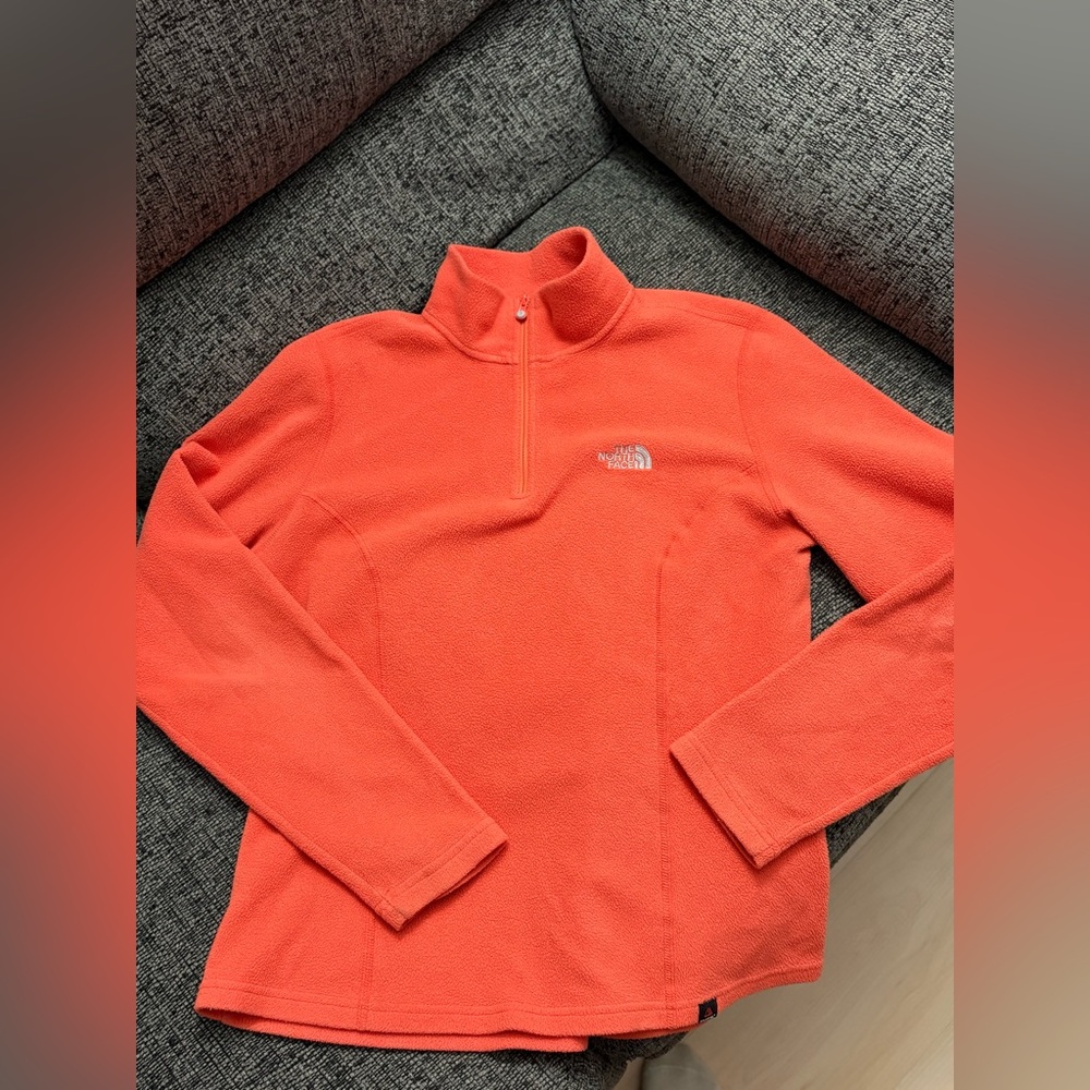 North face sweater